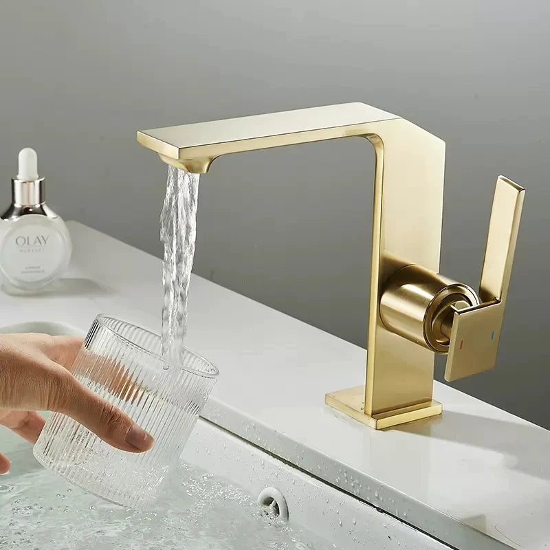 Robinet Lavabo Eau chaude et Eau Froide