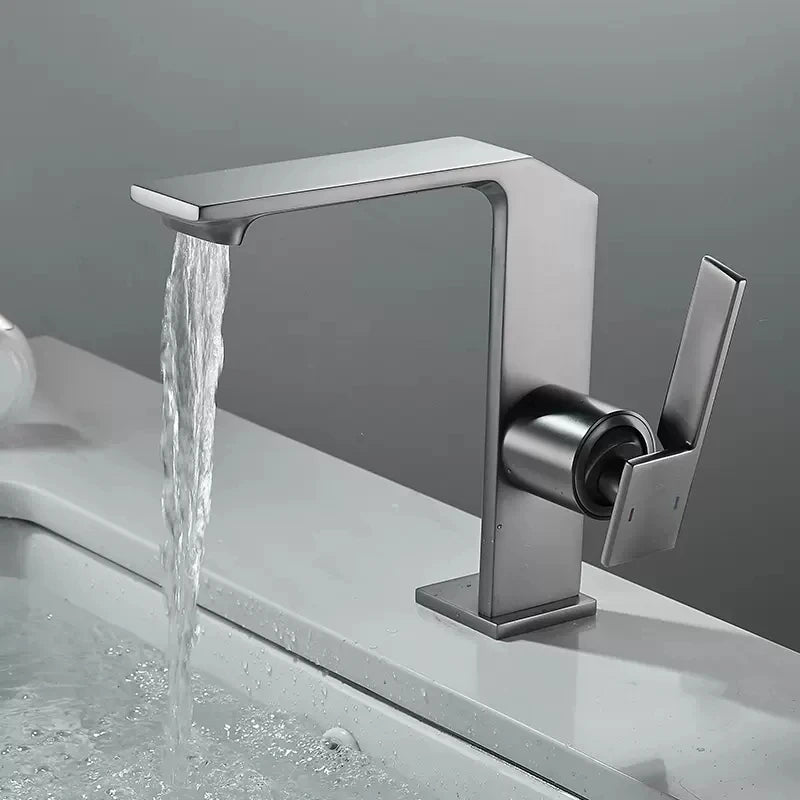 Robinet Lavabo Eau chaude et Eau Froide